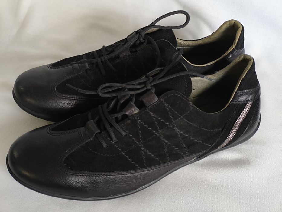 Нови дамски обувки, номер 41