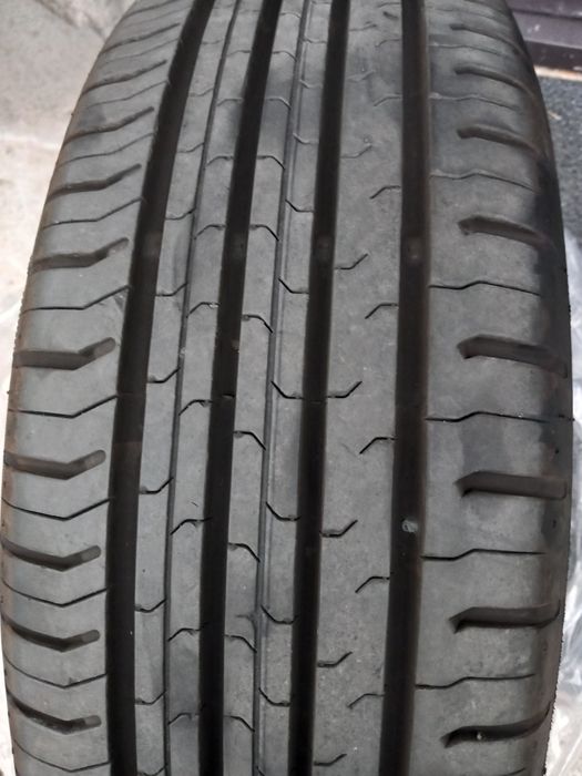 Vand 4 buc. anvelope vara Continental .