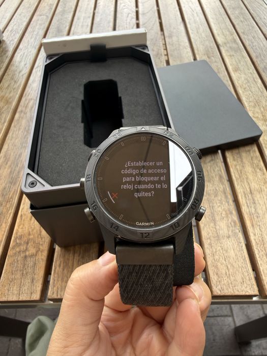 Garmin MARQ COMMANDER Carbon Gen 2