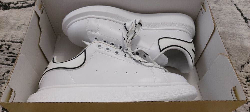 Alexander mcqueen