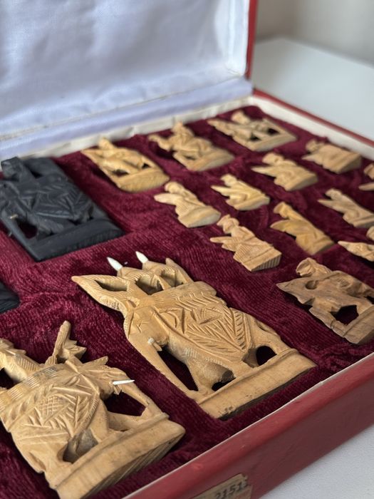 Продам редкие шахматы