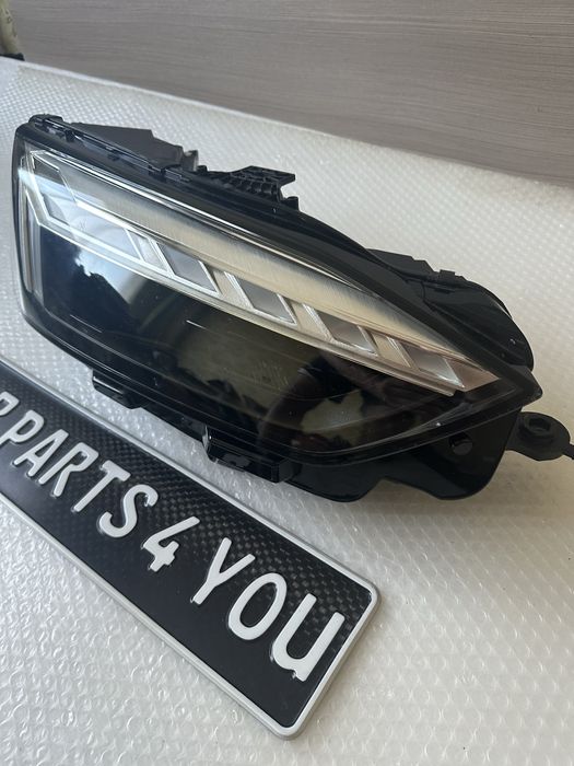 Фар десен Audi A5 Ауди А5 Facelift Перфектен