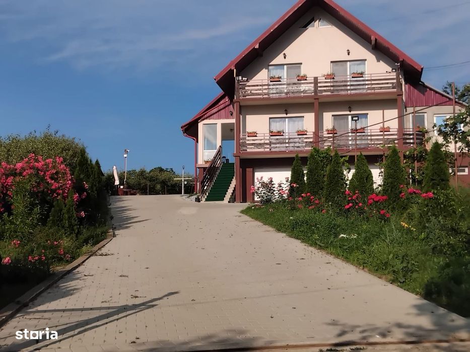Se vinde proprietate superba intr-un loc  unde liniștea e primordiala