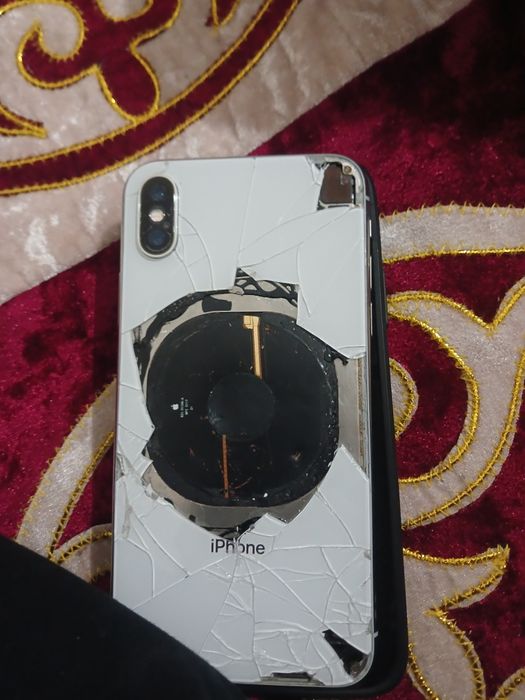 Айфон Х сатылады обмен бар