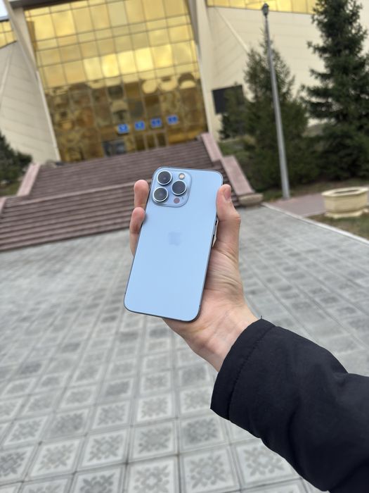 Продам айфон 13 про