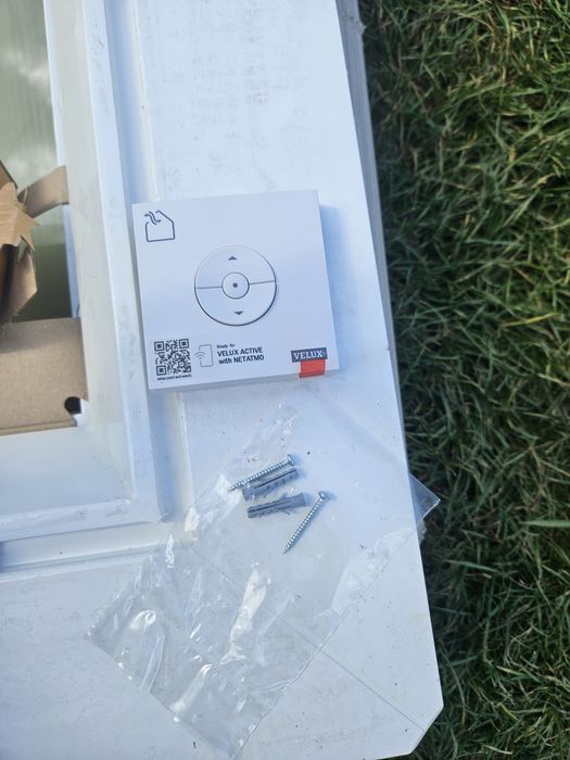 Velux cu telecomanda nou