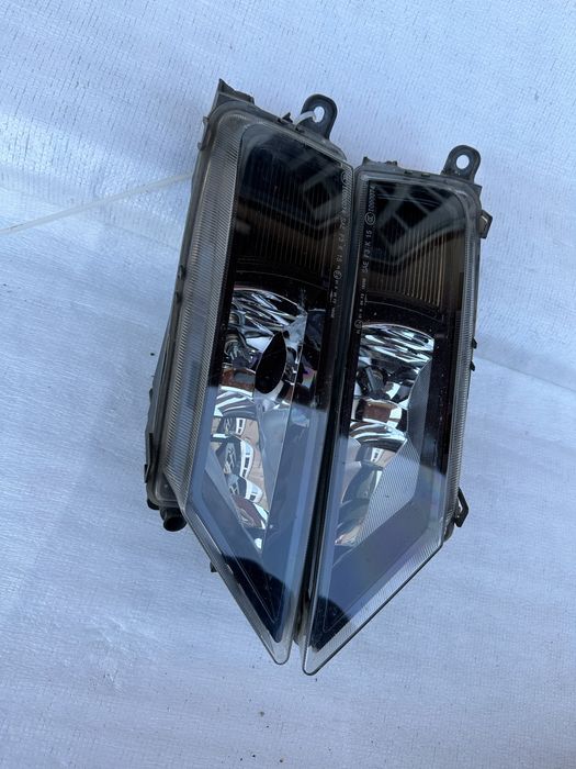 Proiectoare vw tiguan.cod:5na941699.b.5na941700.b.
