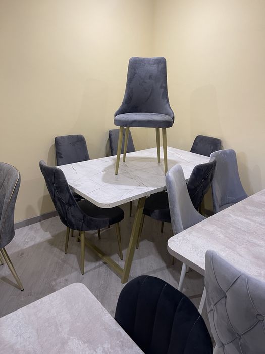 Кухонный стол стулья