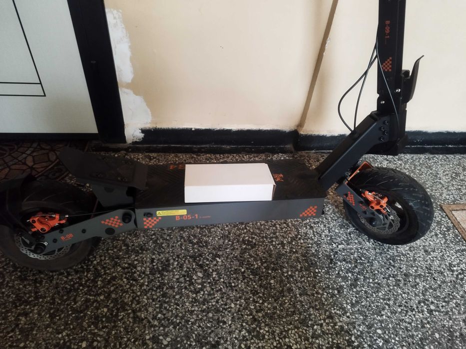 Продавам тротинетка G4