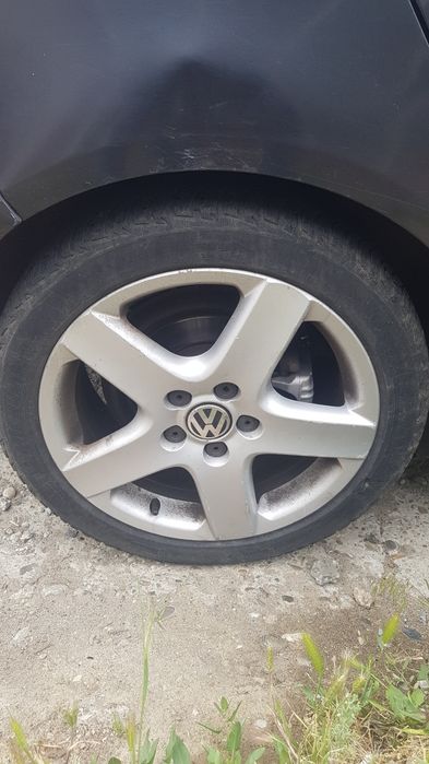 Vand jenti R17,Volkswagen Golf 5