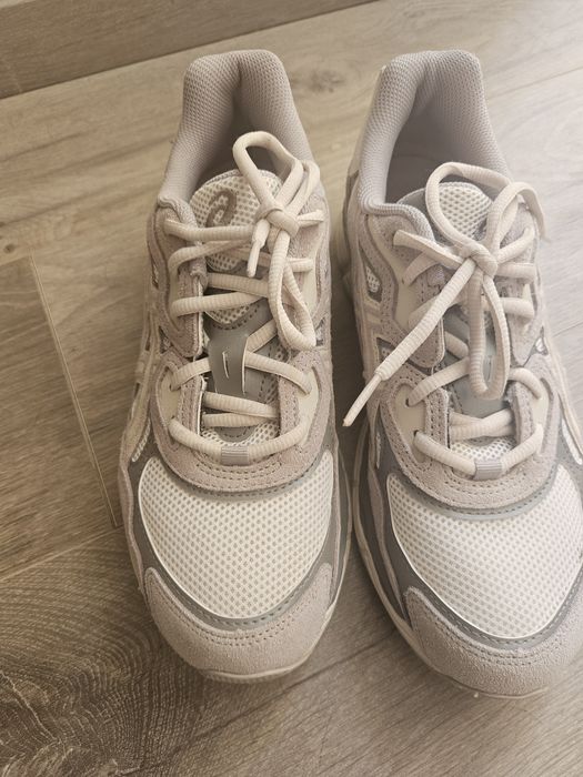 Asics маратонки NYC