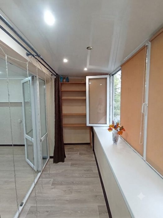 Продаётся 1 комн в центре, 11 школа