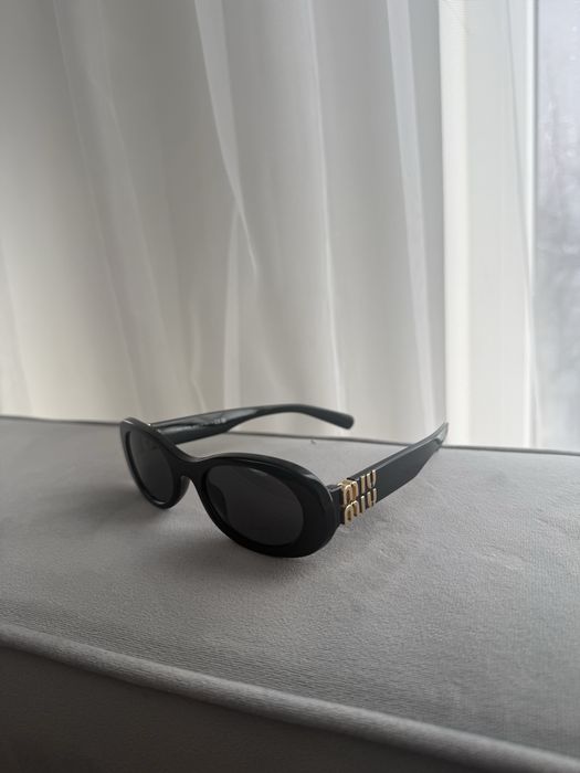 Miu miu слънчеви очила