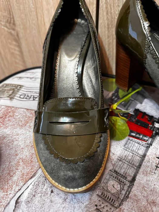 Pantofi eleganti din piele întoarsă