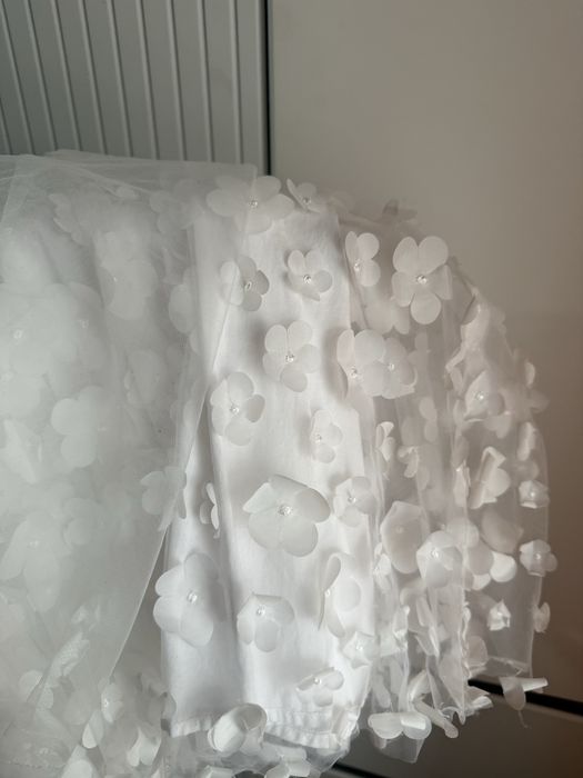 Платье на девочку нарядное