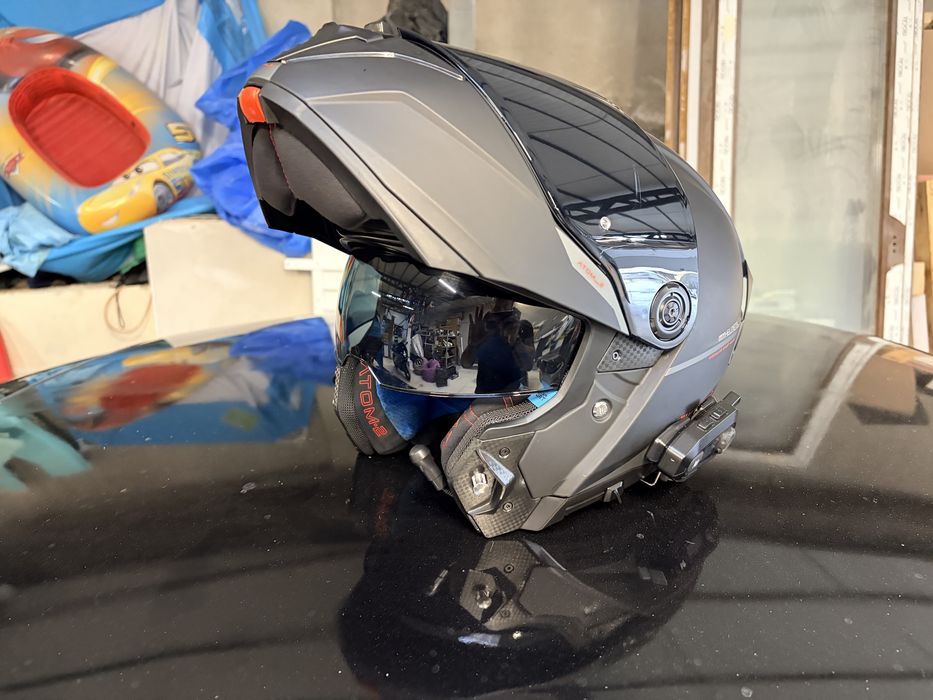 Модуларна каска MT Atom 2 SV