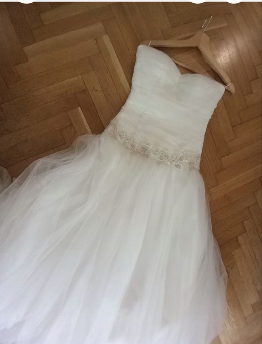 Булчинска сватбена рокля