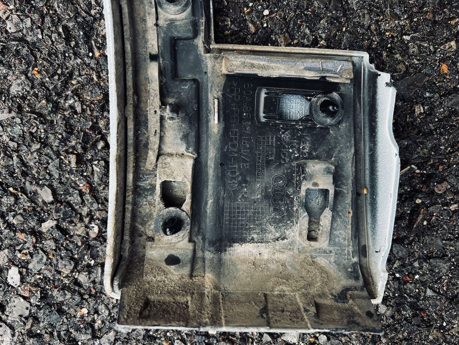 Вежда Audi Q5 предна дясна