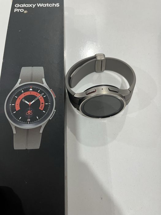 Часы Galaxy Watch 5 pro