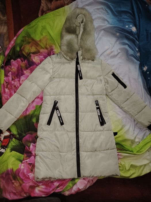 Куртка для девочки подростка