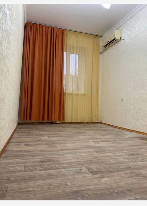 Продается квартира в Яшнабадском районе Паркетский рынок 3х ком 5-этаж