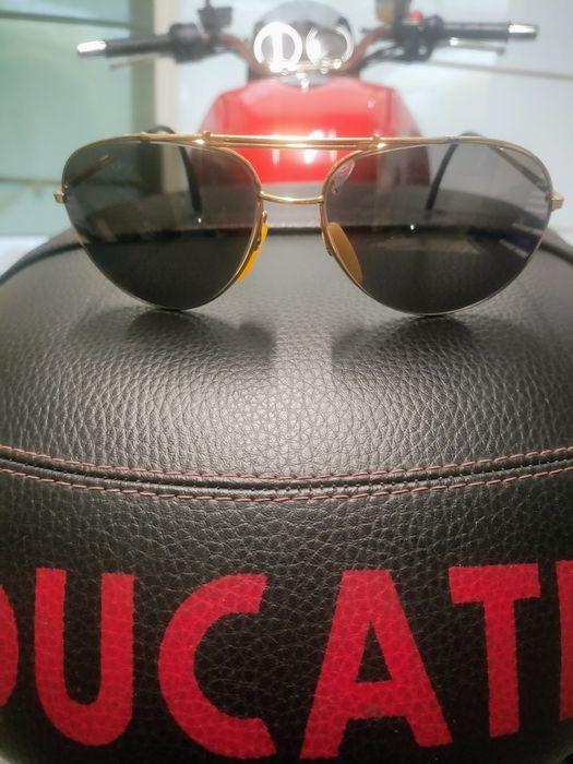 Очила Carl Zeiss