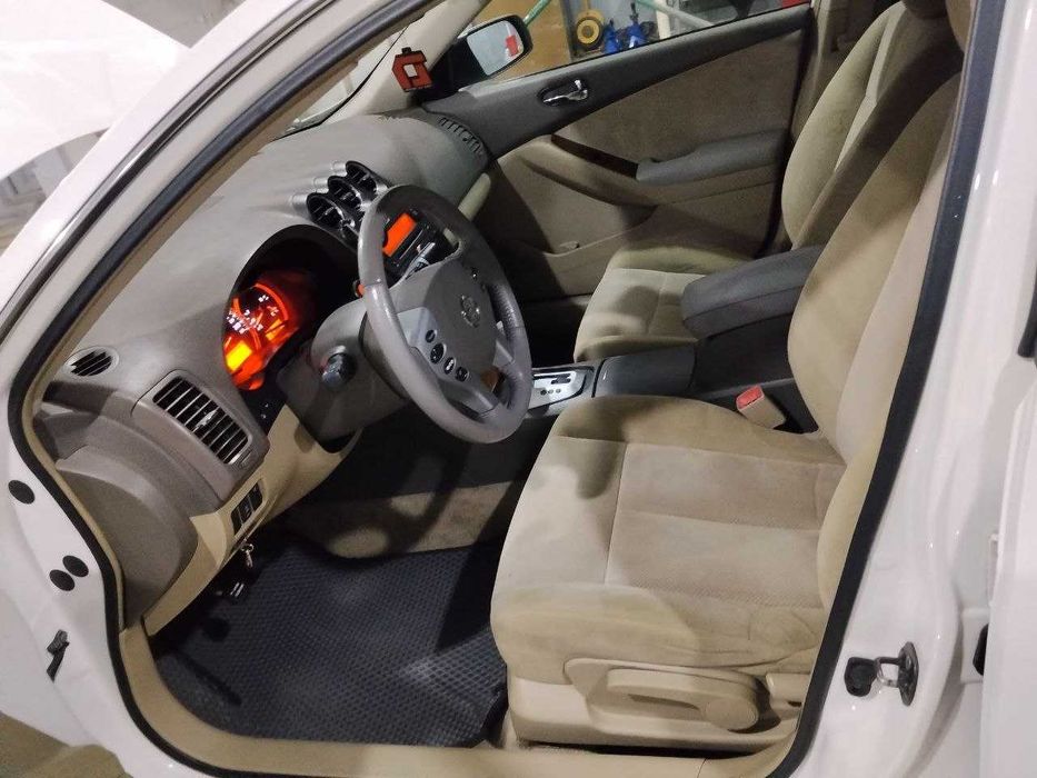 Продаётся Nissan Altima