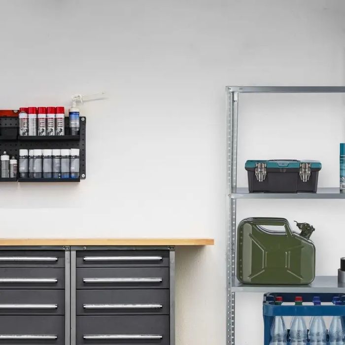 Mетална етажерка с 4 рафта