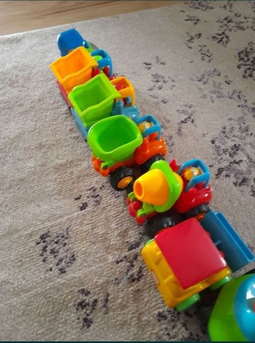 set de 12 masinute in stare impecabila masini masina joaca jucarii