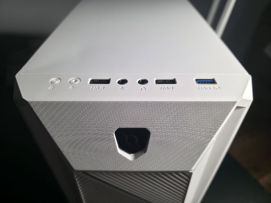 Carcasa Aqirys Bellatrix Pro mATX