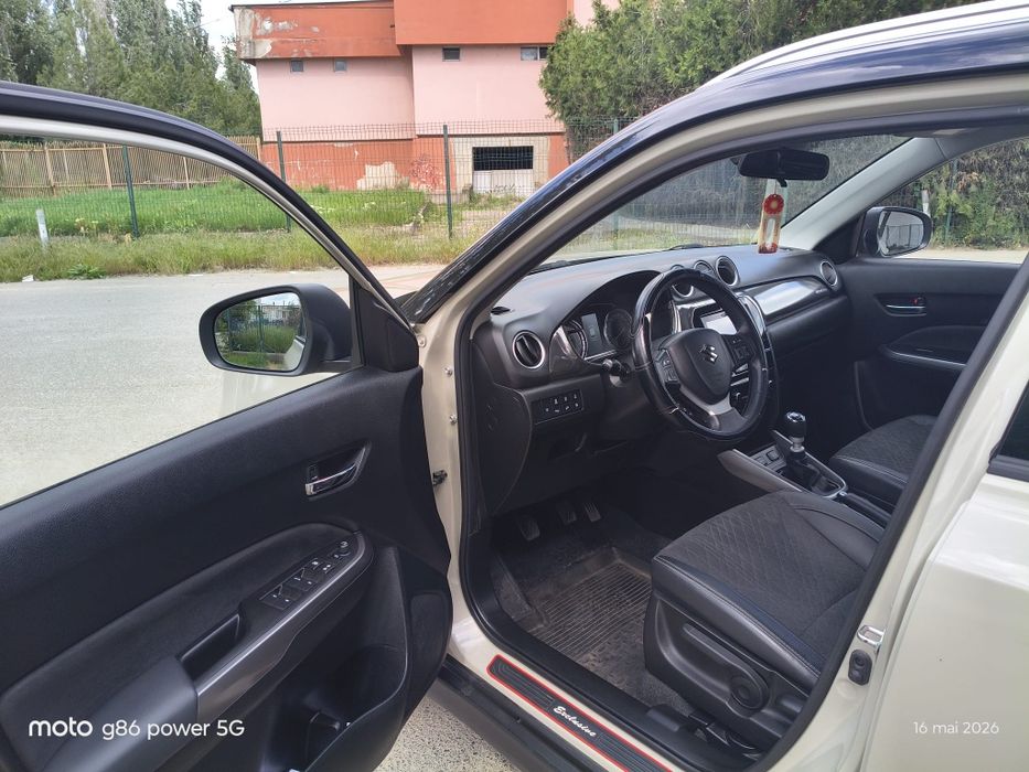 Suzuki Vitara  hibrid  4×4