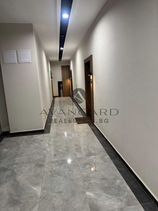 оф.24138 Тристаен пентхаус в сърцето на Смирненски