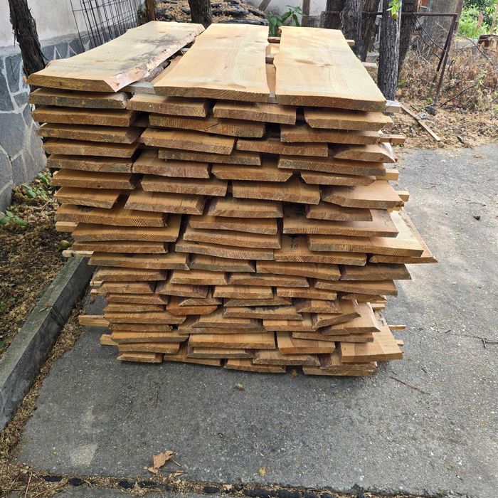 Дървен материал, талпи и греди