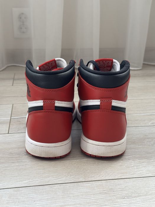 Обувки Jordan 1 Retro High Chicago 42ри Номер