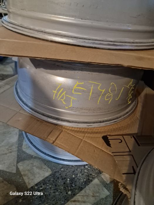 Mercedes 17цола Замъка