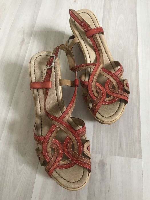летние босоножки