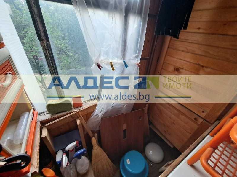 Продава се Двустаен апартамент в София, Център - 70 кв.м за 4143 €/кв.м - Снимка #13