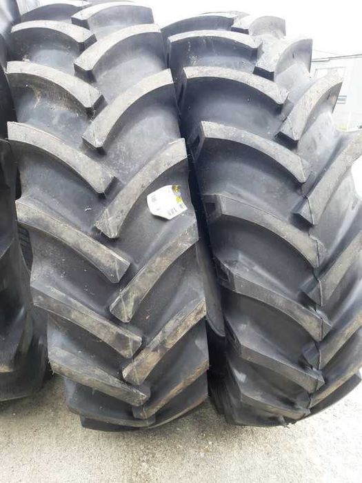 18.4-38 Anvelope noi agricole de tractor spate cu 10pliuri