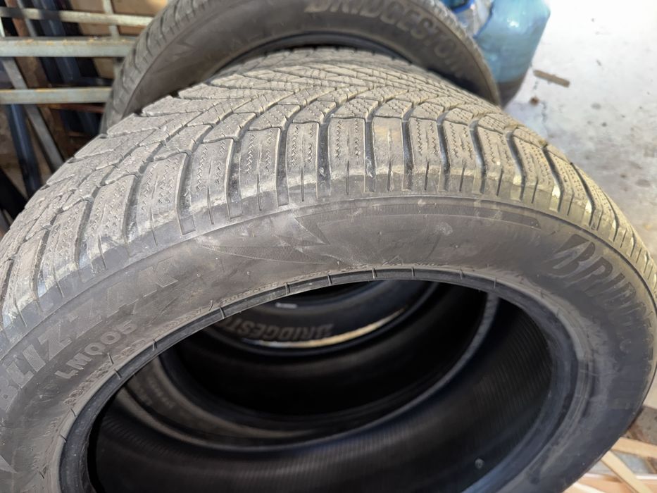 Cauciucuri de iarnă Bridgestone Blizzak 235/55 R20