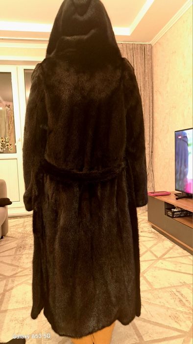 Продам шубу в отличном состоянии