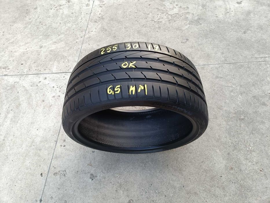 O anvelopa de vara 255 30 19 hankook ventus S1 evo2 profil de 6,5 mm