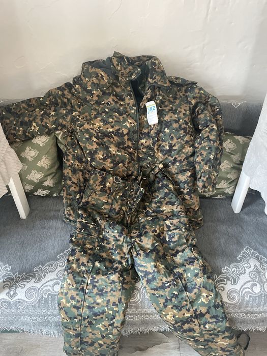 Продам военный бушлат новый