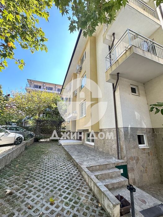 Продава се Двустаен апартамент в Свети Влас - 71 кв.м за 1493 €/кв.м - Снимка #8