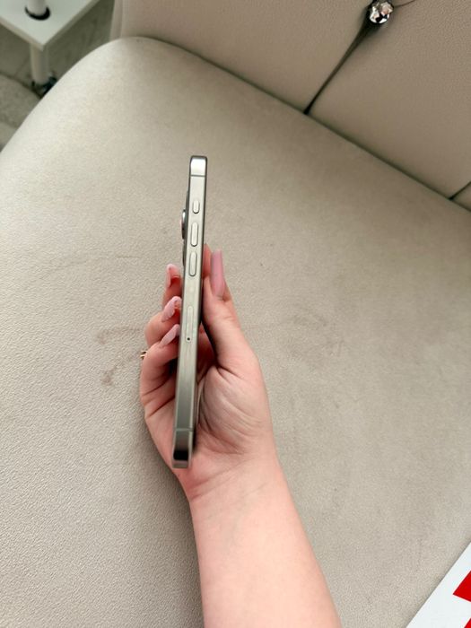 Iphone 15 pro, 1tb, natural titanium