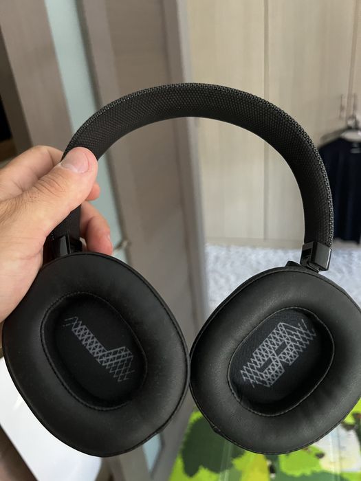 Casti JBL Live500BT