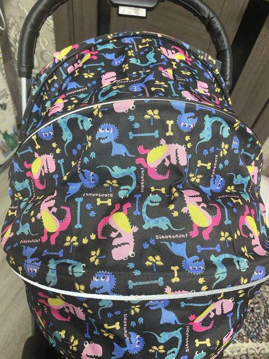 Продаётся детская прогулочная коляска