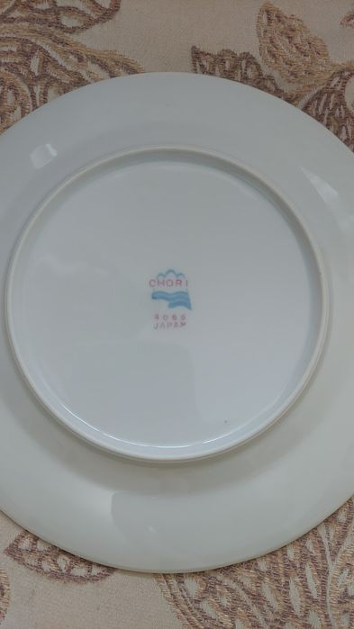 Продам тарелки Япония