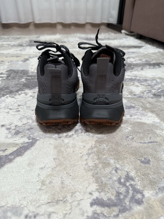 Кроссовки черный Timberland