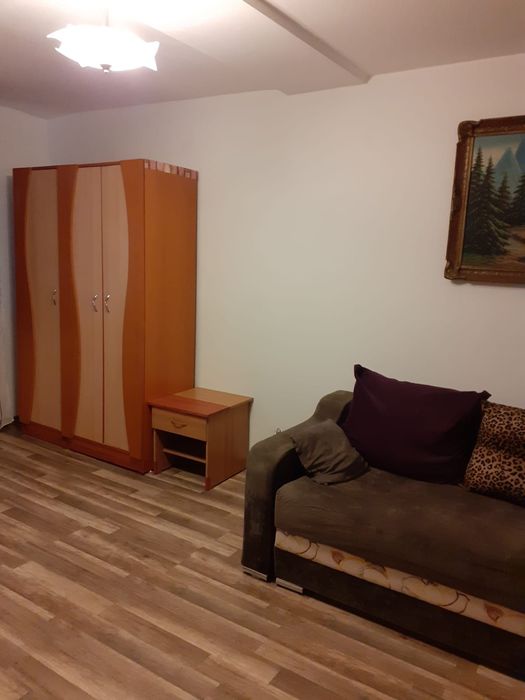 Inchiriez garsoniera zona Mioritei