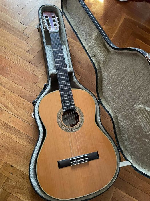 Японска класическа китара Aria от 1978 г.